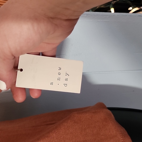 NWT Women's top - Picture 3 of 4